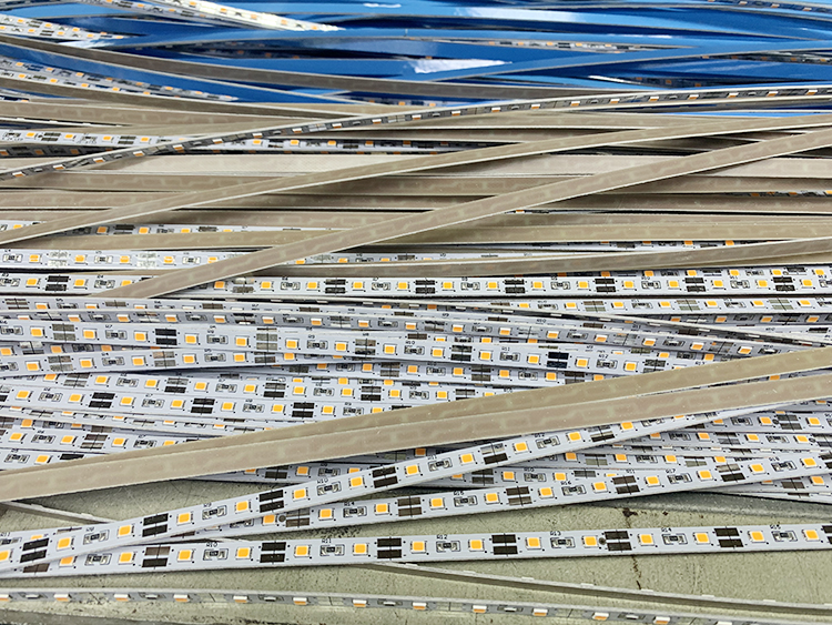 极悦平台耐高温导热双面胶带解决T5 LED灯铝基板粘结散热问题