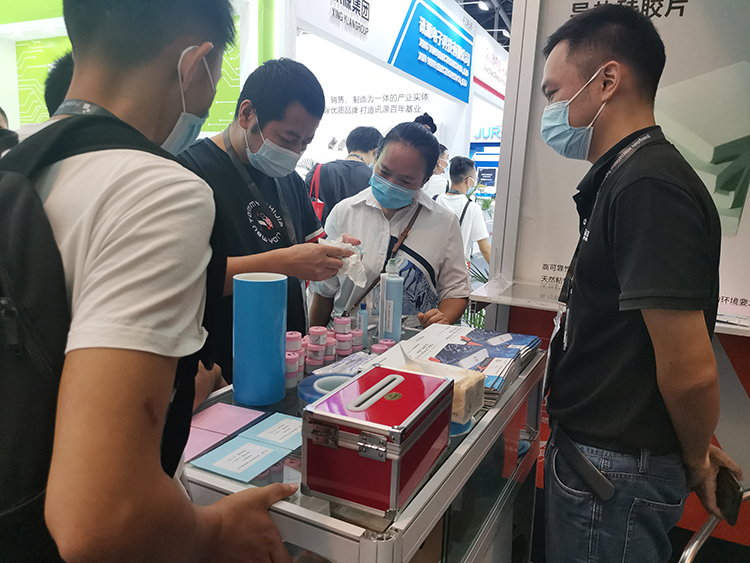 当下可为，未来可期|极悦平台导热硅胶闪耀亮相2021广州光亚展