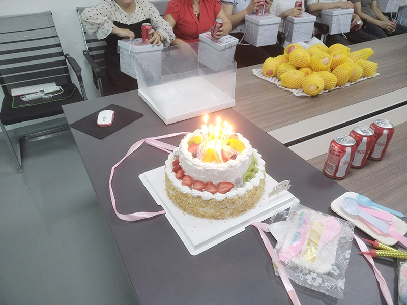 员工生日会|为爱而聚，感恩遇见