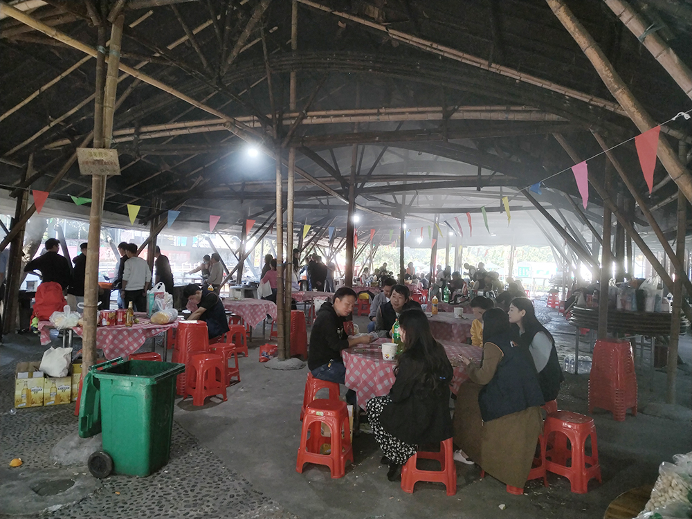 凝心聚力 筑梦未来--极悦平台导热团建活动完美绽放